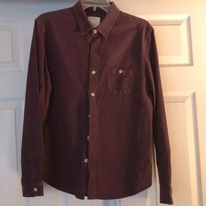 Man shirt 👔 burgundy color
